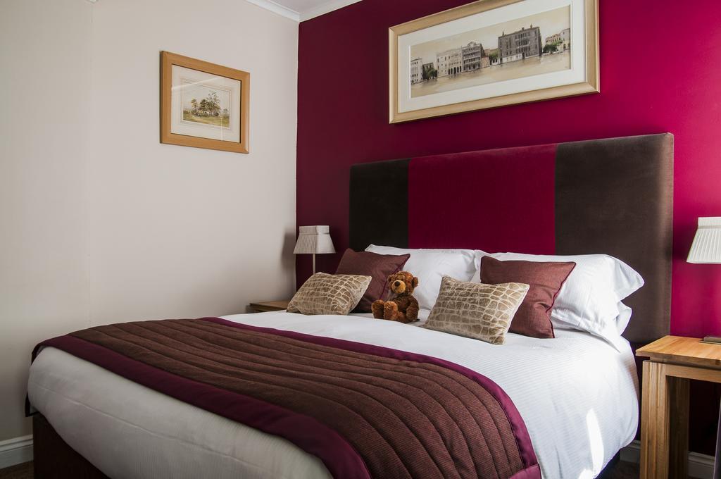 Clarence Court Hotel Cheltenham Exteriér fotografie